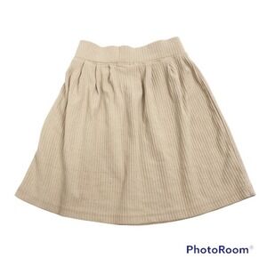 Prettylittlething tan ribbed aline style skirt size 4